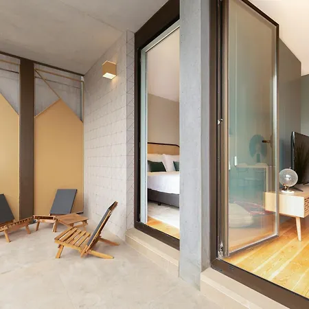 Feel Corporate Housing Campanha 02 * Porto